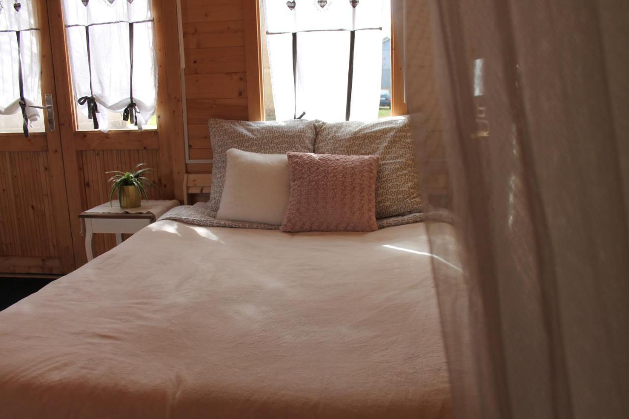Chambre Studio Photo Chalet Sdb Partagee A Proximite Chavagne Екстер'єр фото